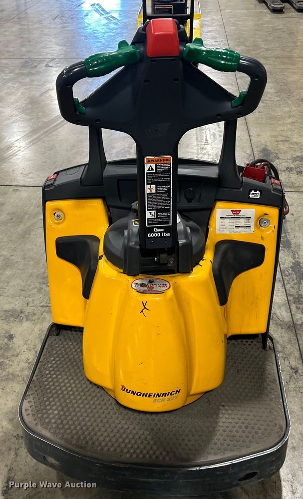 image for item EK4769 Jungheinrich ECR327 pallet jack