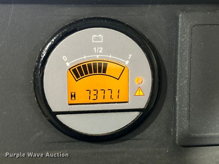 image for item EK4769 Jungheinrich ECR327 pallet jack