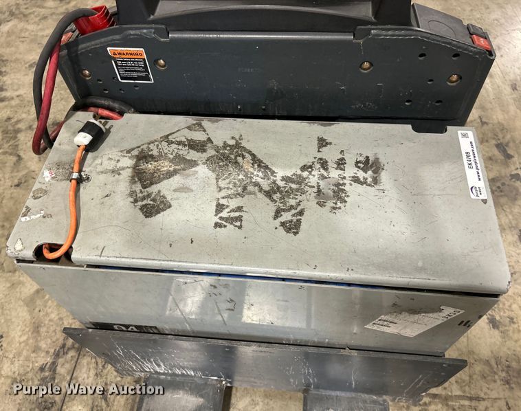 image for item EK4769 Jungheinrich ECR327 pallet jack