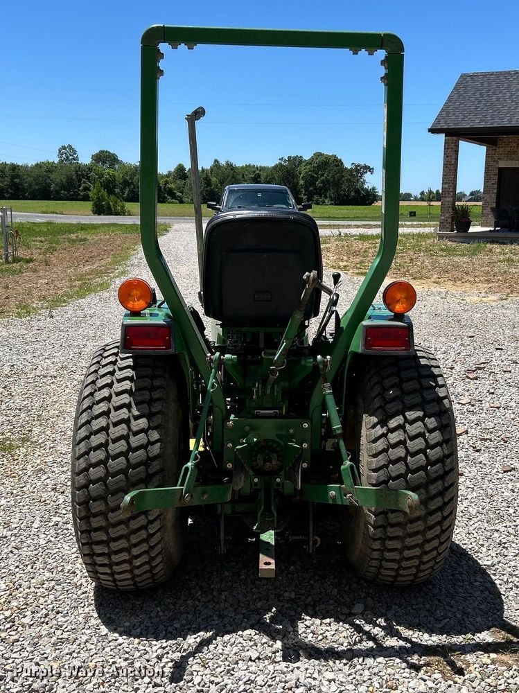 image for item EK4770 2001 John Deere 790 tractor