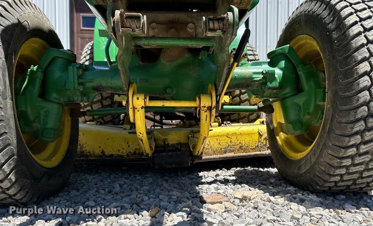 image for item EK4770 2001 John Deere 790 tractor