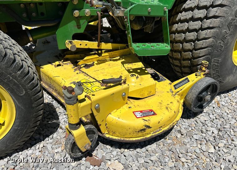 image for item EK4770 2001 John Deere 790 tractor