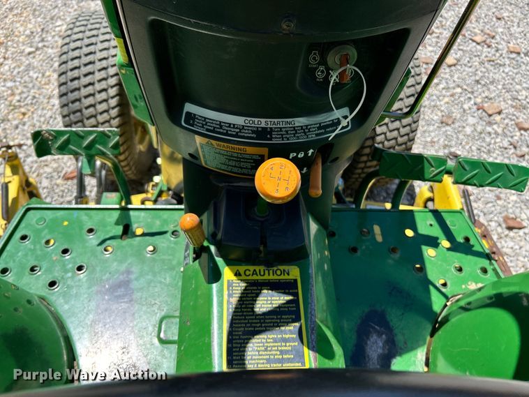 image for item EK4770 2001 John Deere 790 tractor