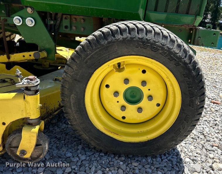 image for item EK4770 2001 John Deere 790 tractor