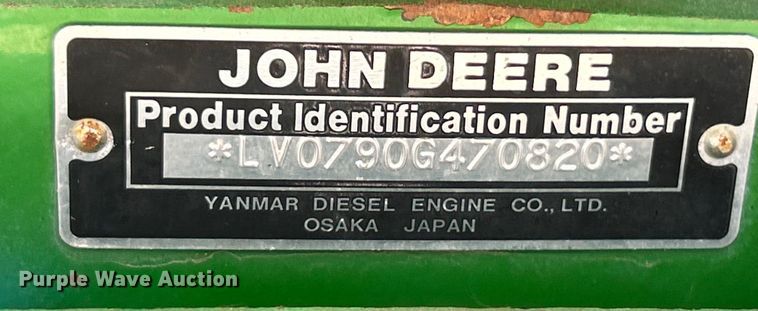 image for item EK4770 2001 John Deere 790 tractor