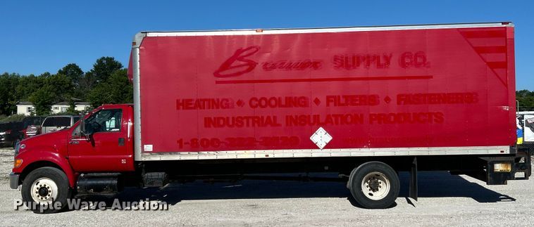image for item EK4771 2011 Ford F750 Super Duty XLT box truck