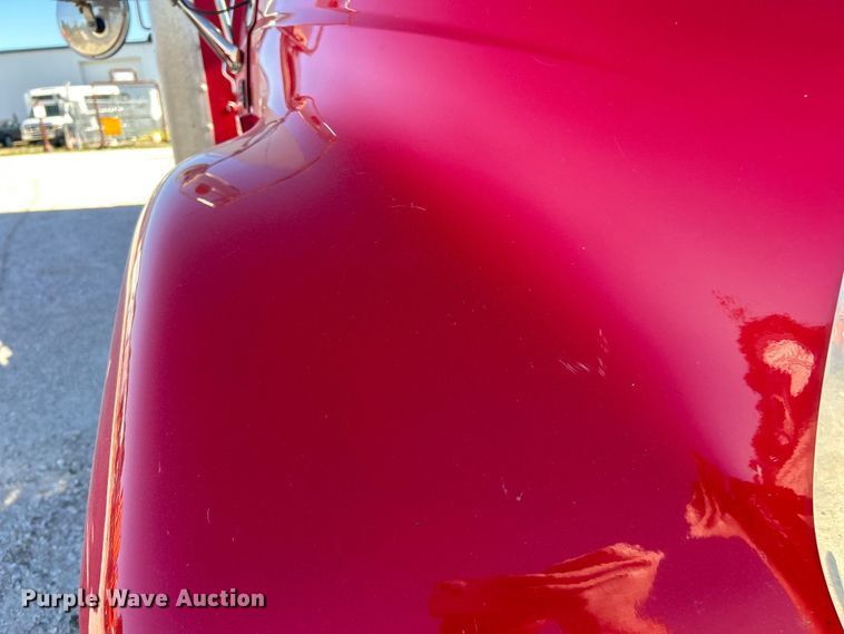 image for item EK4771 2011 Ford F750 Super Duty XLT box truck