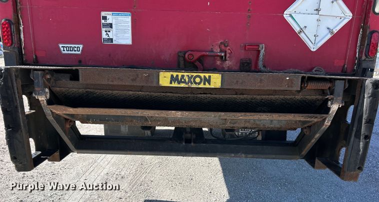 image for item EK4771 2011 Ford F750 Super Duty XLT box truck