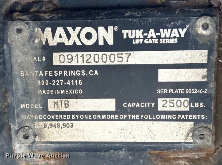 image for item EK4771 2011 Ford F750 Super Duty XLT box truck