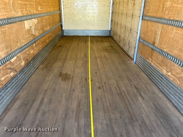 image for item EK4771 2011 Ford F750 Super Duty XLT box truck