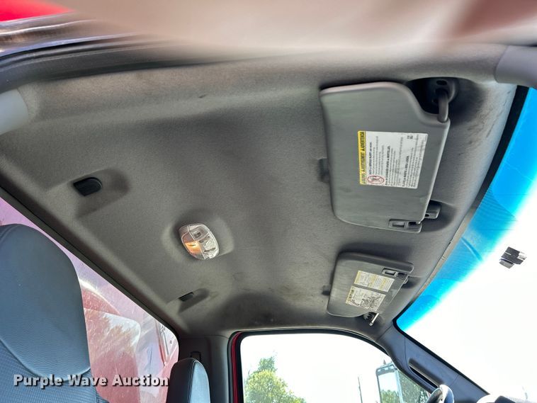 image for item EK4771 2011 Ford F750 Super Duty XLT box truck