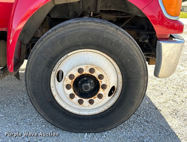 image for item EK4771 2011 Ford F750 Super Duty XLT box truck