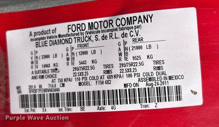 image for item EK4771 2011 Ford F750 Super Duty XLT box truck