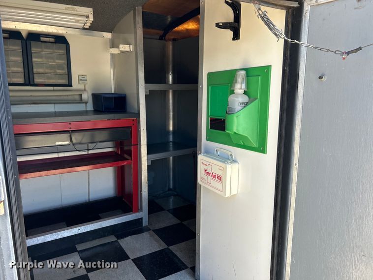 image for item EK4773 1995 Pace American H714TA2 enclosed cargo trailer