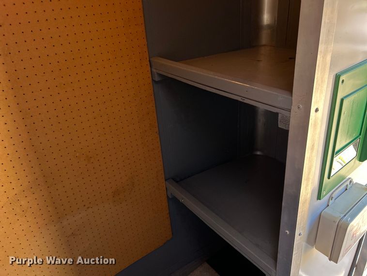 image for item EK4773 1995 Pace American H714TA2 enclosed cargo trailer