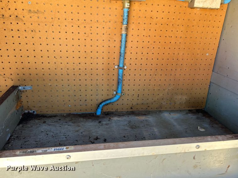 image for item EK4773 1995 Pace American H714TA2 enclosed cargo trailer