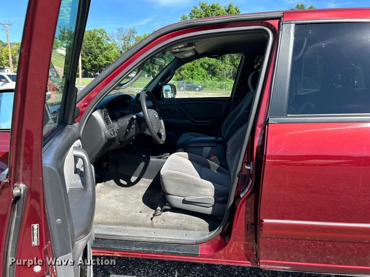 image for item EK4777 2006 Toyota Tundra SR5 Double Cab pickup truck