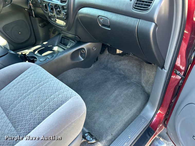 image for item EK4777 2006 Toyota Tundra SR5 Double Cab pickup truck