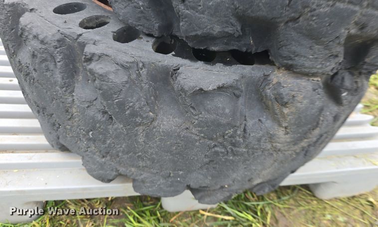 image for item EK6047 (4) 33x6x11 tires and wheels