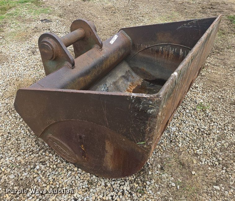 image for item EK6048 Esco excavator bucket