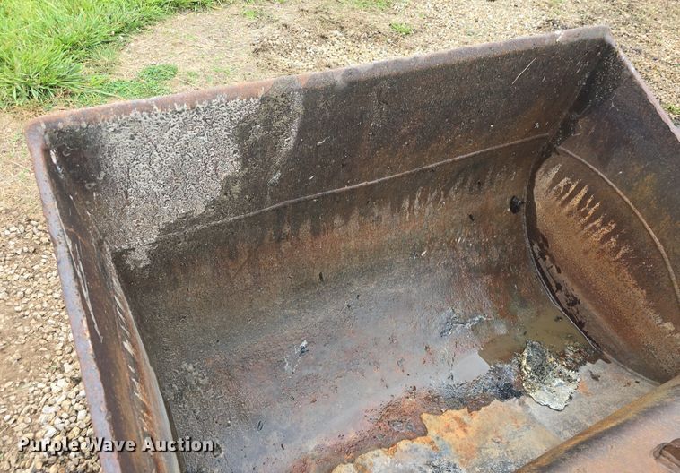 image for item EK6048 Esco excavator bucket