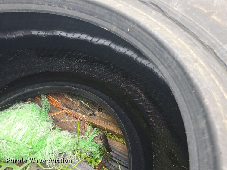 image for item EK6057 (3) Michelin tires