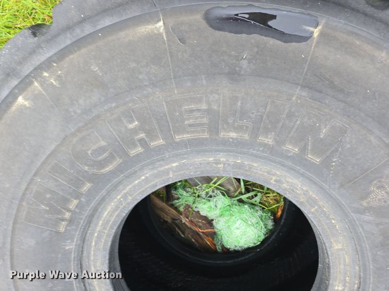 image for item EK6057 (3) Michelin tires