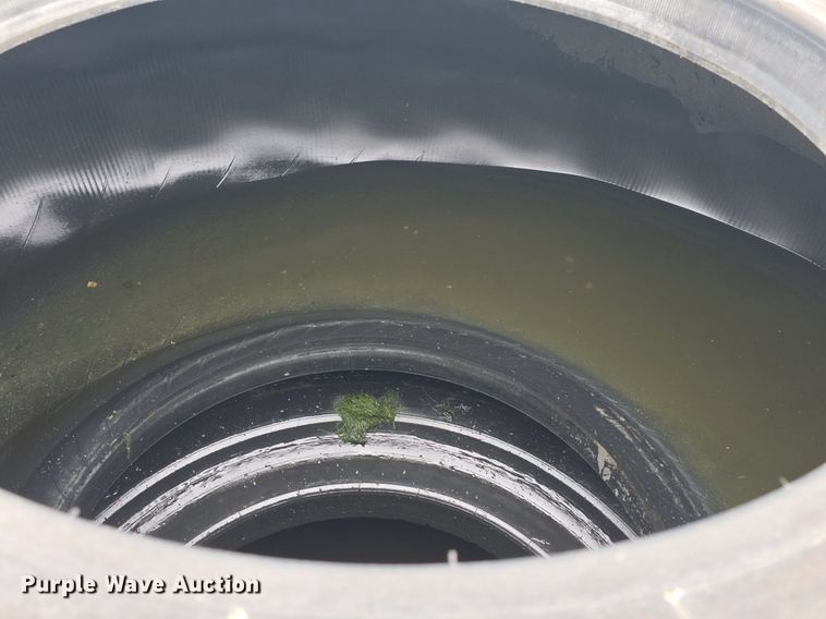 image for item EK6058 (2) Michelin tires