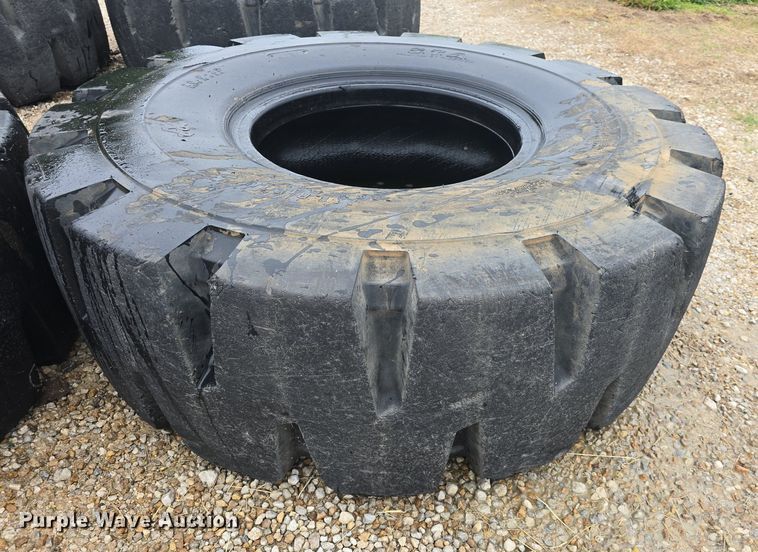 image for item EK6060 (4) S.T.A. 20.5-25 tires