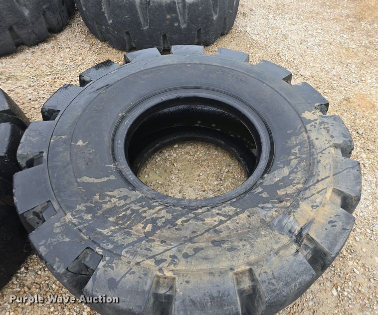 image for item EK6060 (4) S.T.A. 20.5-25 tires