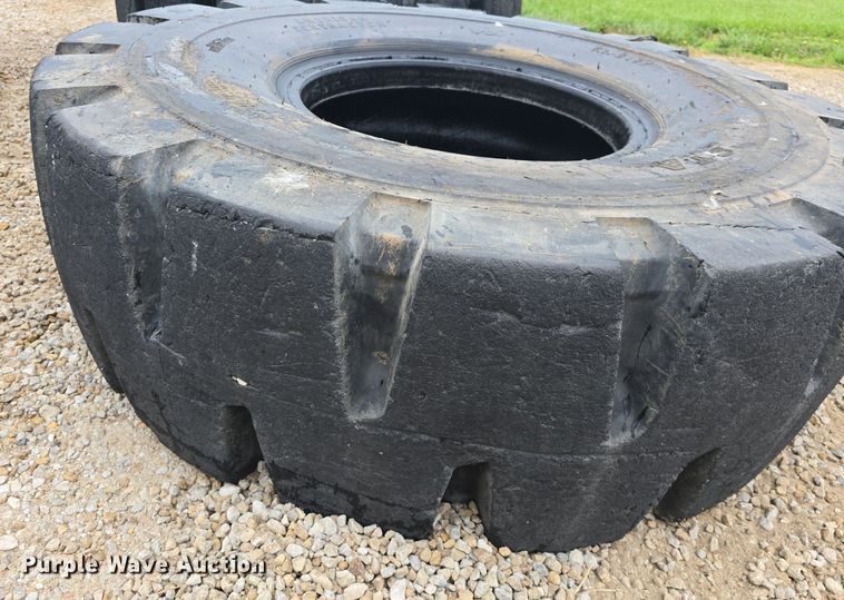 image for item EK6060 (4) S.T.A. 20.5-25 tires