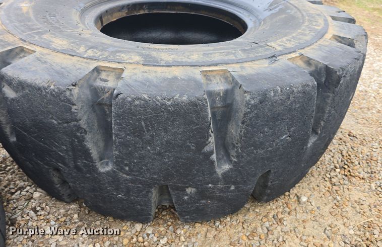 image for item EK6060 (4) S.T.A. 20.5-25 tires