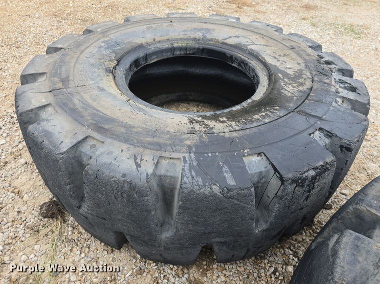 image for item EK6060 (4) S.T.A. 20.5-25 tires