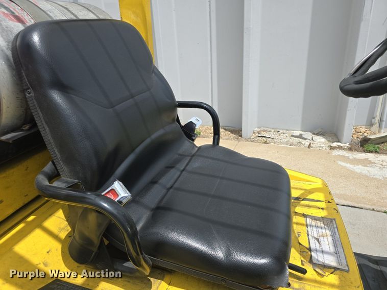 image for item EK6107 Hyster S30XM forklift