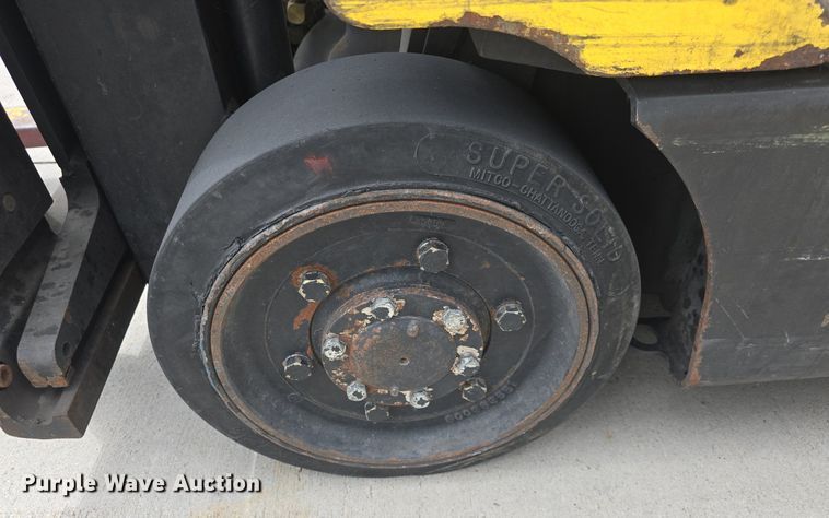 image for item EK6107 Hyster S30XM forklift