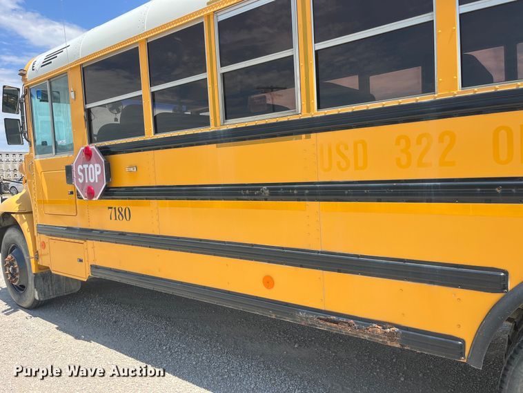 image for item EK8650 2005 International CE300 school bus