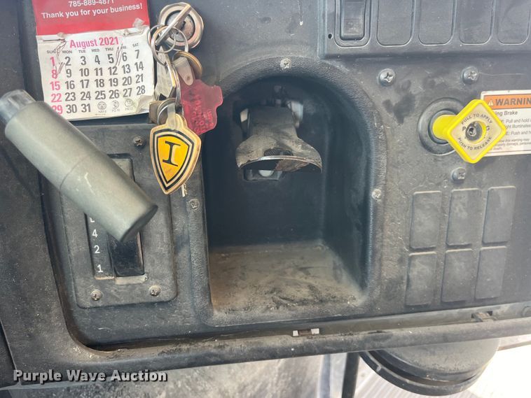 image for item EK8650 2005 International CE300 school bus