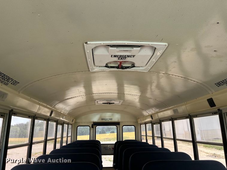 image for item EK8650 2005 International CE300 school bus