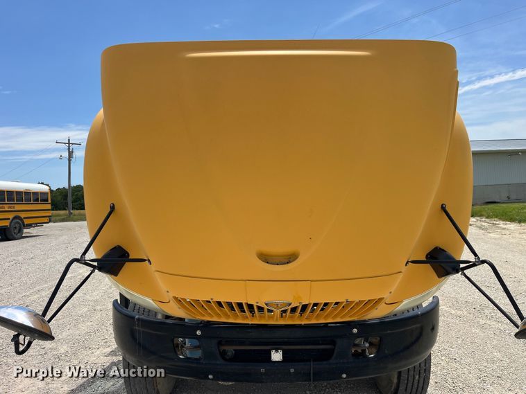 image for item EK8650 2005 International CE300 school bus