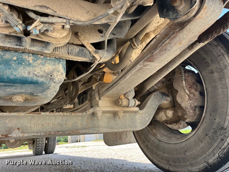 image for item EK8650 2005 International CE300 school bus