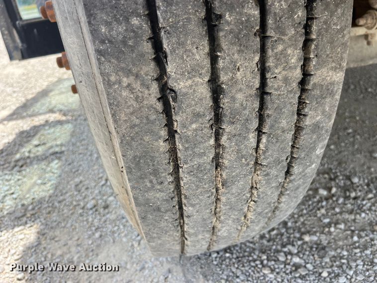 image for item EK8650 2005 International CE300 school bus