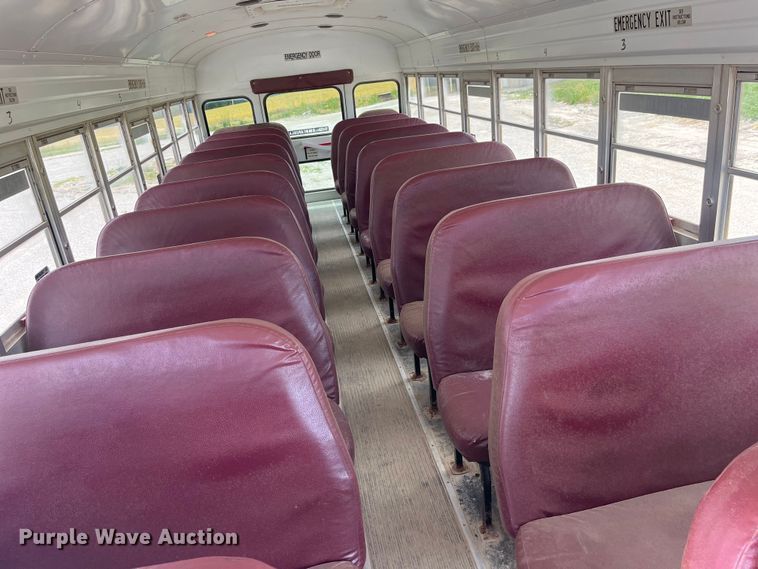 image for item EK8653 2002 International  3800 school bus