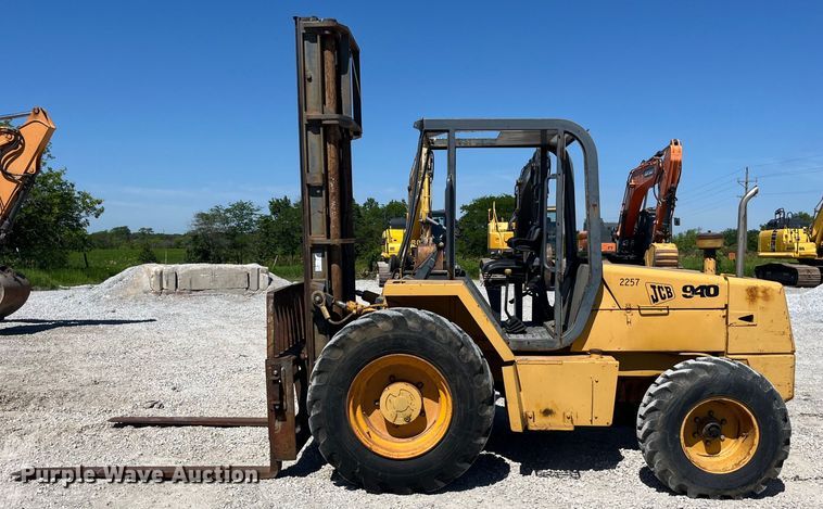 image for item EK8669 1992 JCB 940 forklift