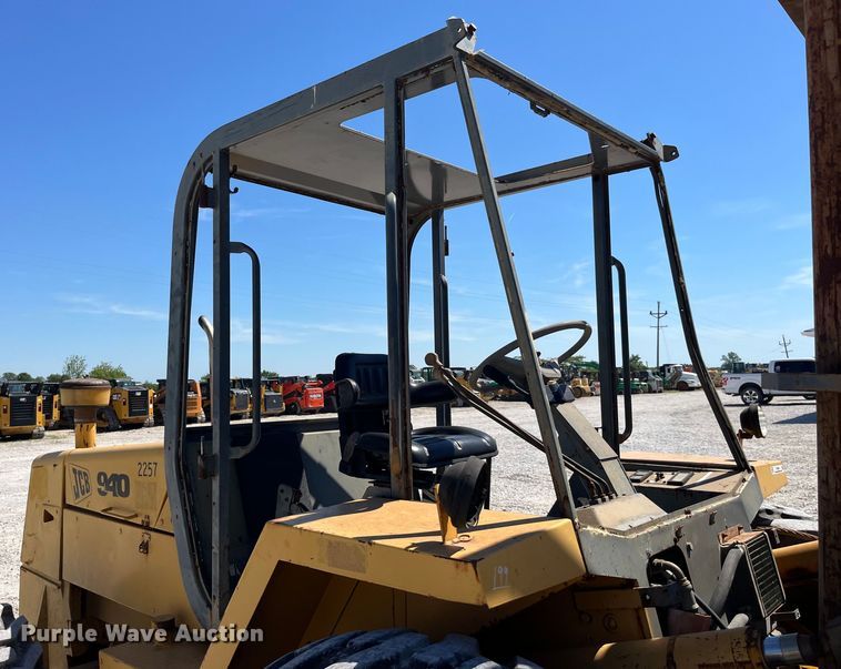 image for item EK8669 1992 JCB 940 forklift