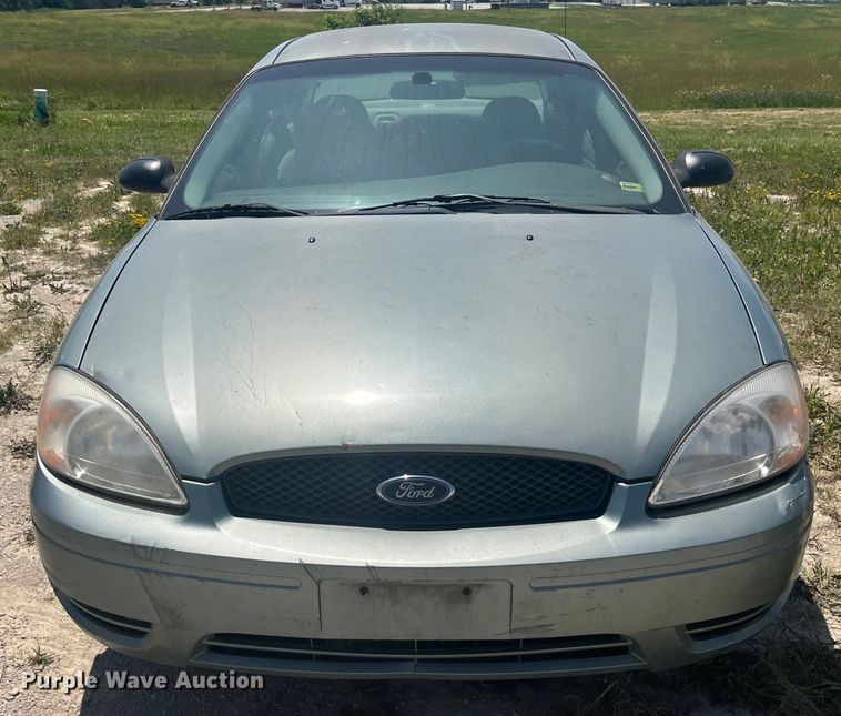 image for item EK8681 2006 Ford Taurus SE 