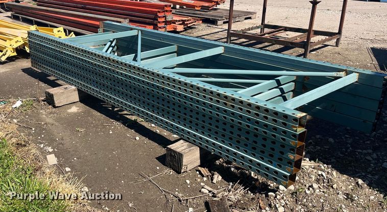 image for item EK8682 Pallet racking