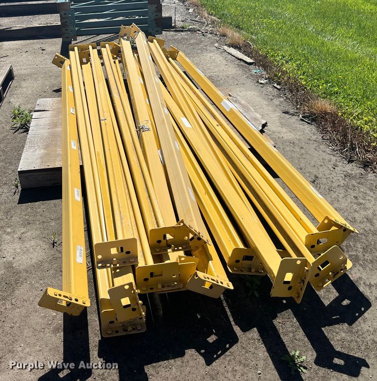 image for item EK8682 Pallet racking