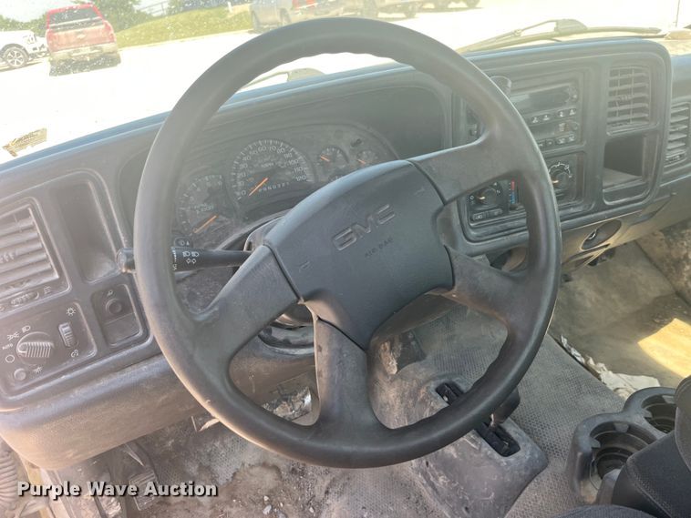 image for item EK8686 2006 GMC Sierra 1500 pickup truck