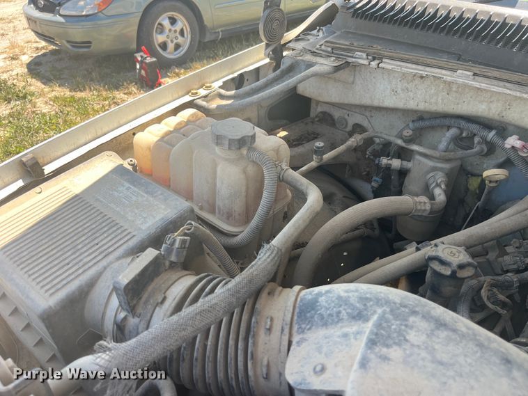 image for item EK8686 2006 GMC Sierra 1500 pickup truck