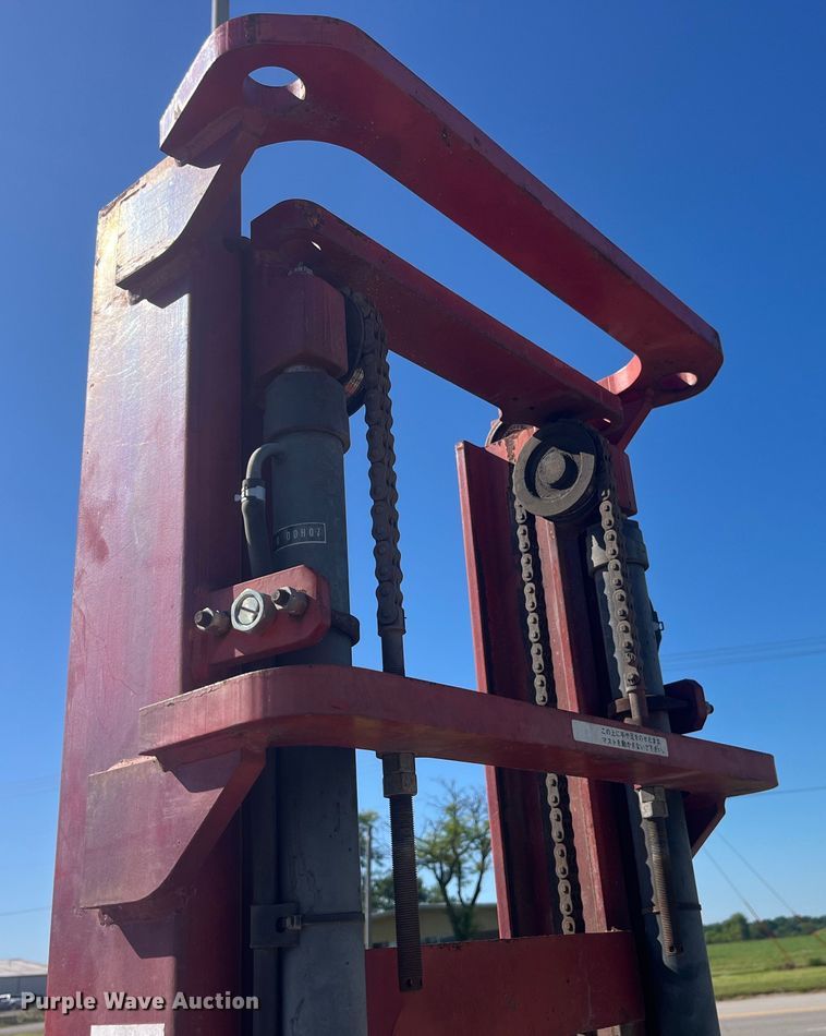 image for item EK8690 Nissan forklift